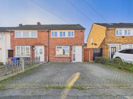 66, Cherwell Grove, South Ockendon RM15 6AS