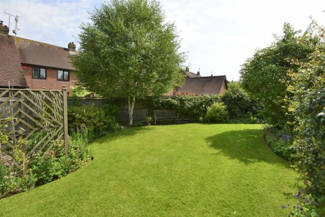 15IvyClose11.jpg