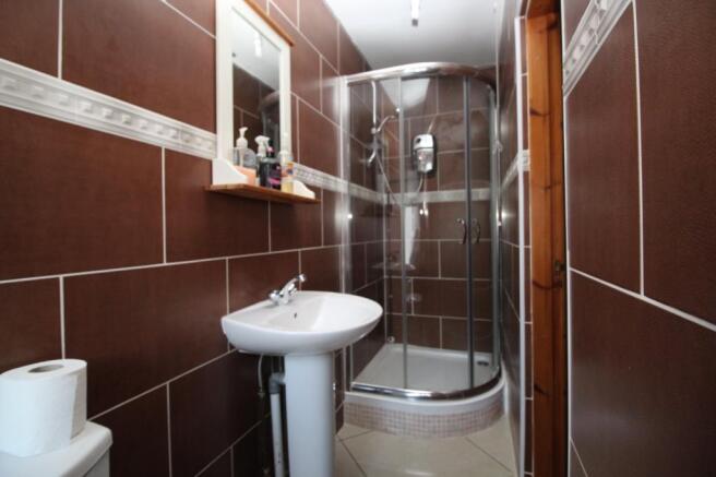 En Suite Shower Wc