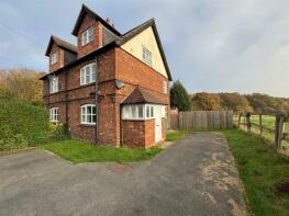 4, Farm Cottages, Tamworth Road, Packington, Lichfield WS14 9PU