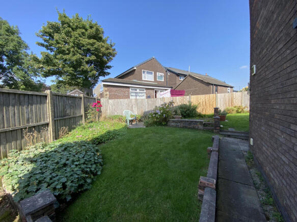 Side & Rear Gardens