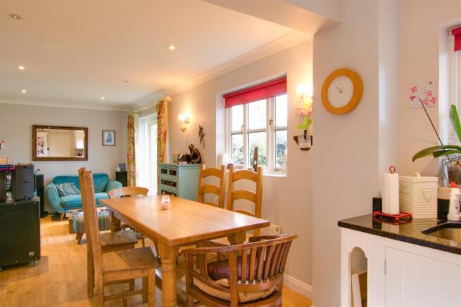 4a_April House_Dining area_hi res.jpg