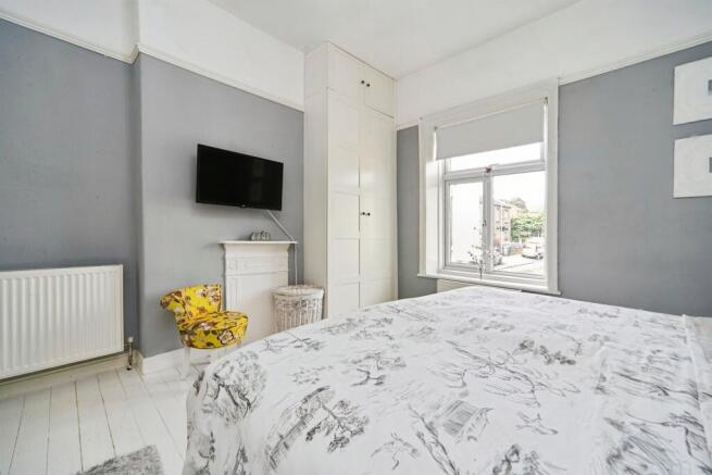 2 bed Terraced for sale Image 10