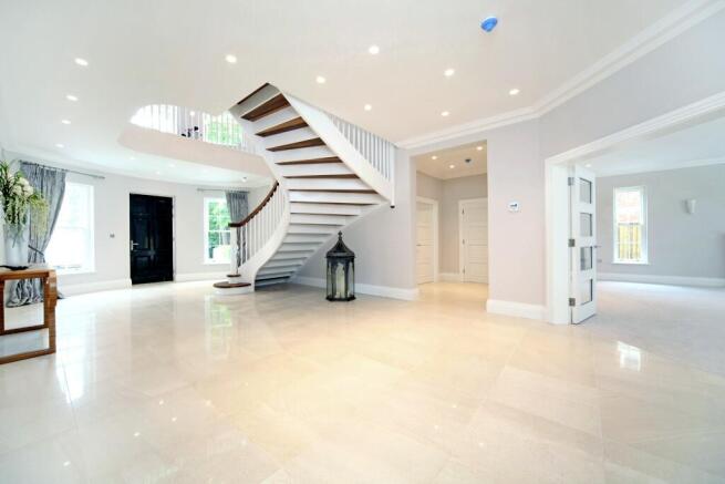 St Marys Road, Ascot,  Berkshire, SL5 9AX photo 4