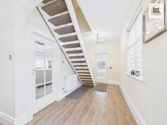 CAM02899G0-PR0083...