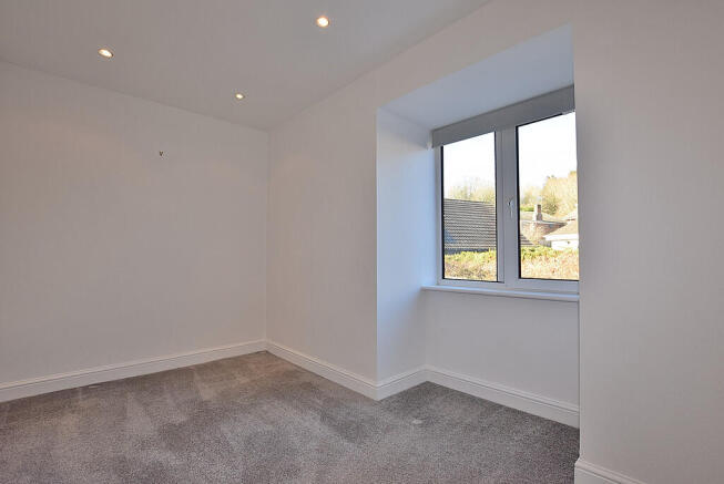 2 bed Apartment for sale Image 9