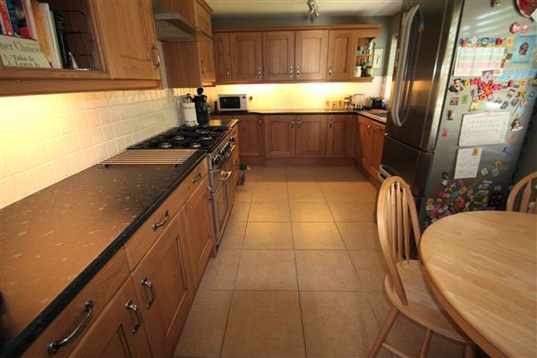 Kitchen/Breakfast