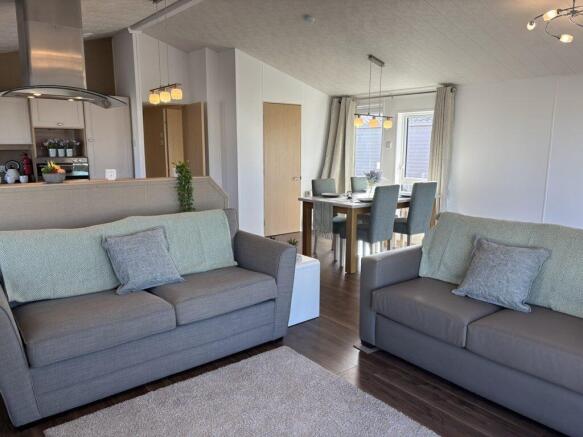 Willerby Boston Lounge Dining Area At Smithy Leisu