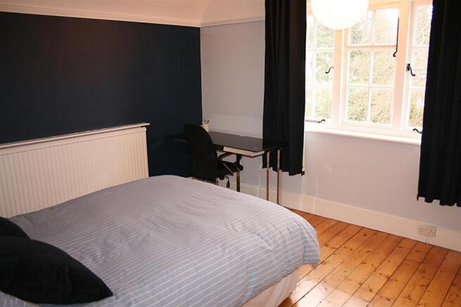 bedroomblue.JPG