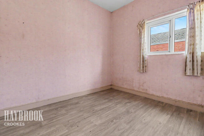 4 bed Terraced for sale Image 8