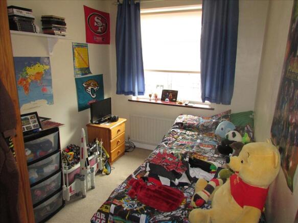 BEDROOM 3