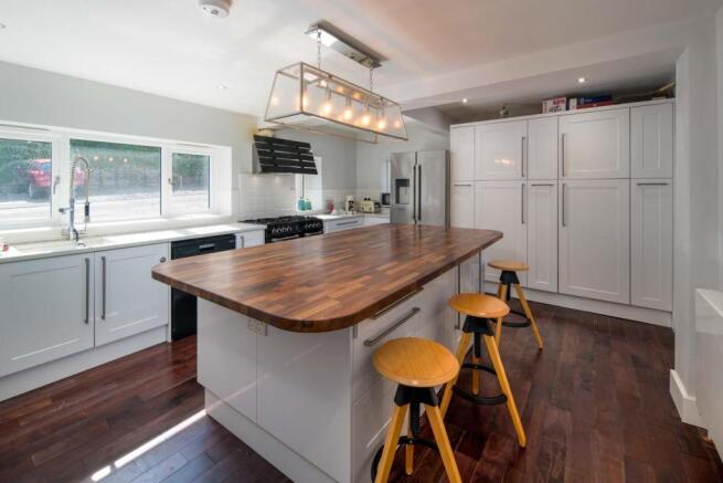 Kitchen/Breakfast Room