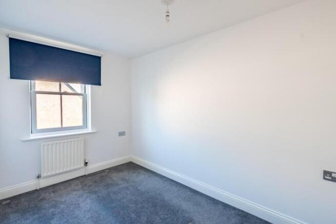 3 bed Town House for sale Image 12