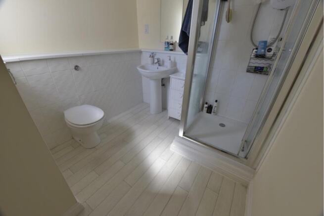 Master En-suite
