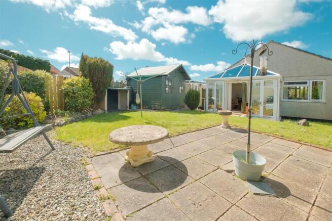 Parry 16 Briar wood Liskeard-23.jpg