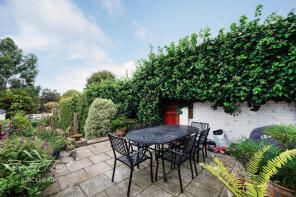 39, Nithdale Road, London SE18 3PF