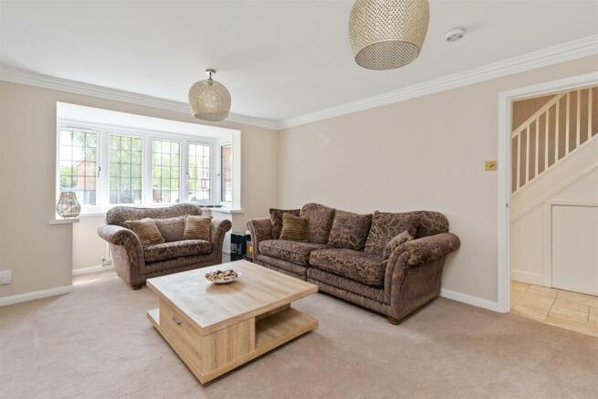 16 Finwood Close-7_lo.jpg