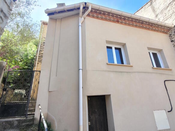 Photo 2