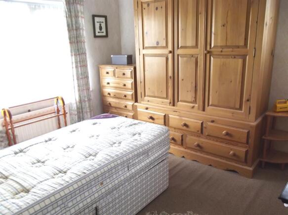 BEDROOM 3