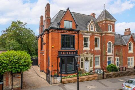 Lenton Road, The Park