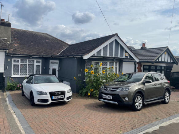 3 BEDROOM BUNGALOW