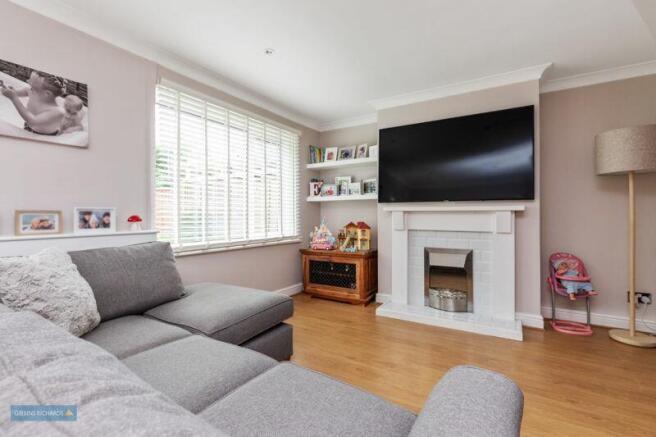 Sitting/Dining Room