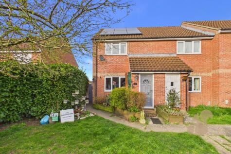 Lynns Hall Close, Great Waldingfield