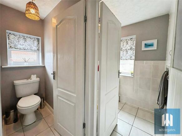 3 bed Semi-Detached for sale Image 8