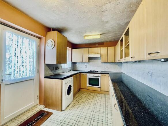 Lancaster Place, Shefford photo 4