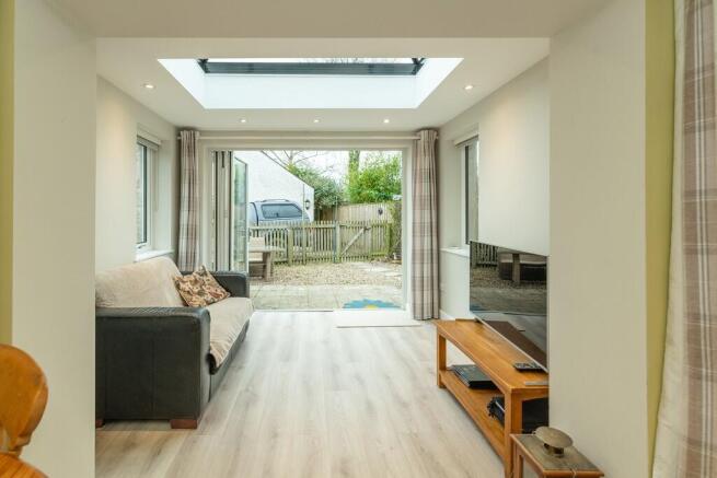4 bed Detached for sale Image 5