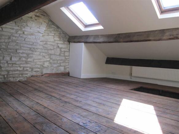 ATTIC ROOM