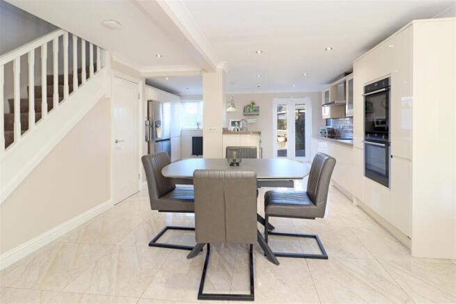 Kitchen / Dining / Snug Area