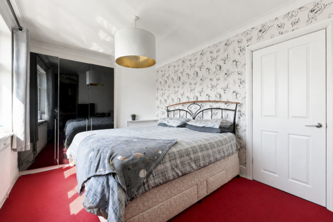 3 bed Terraced for sale Image 12