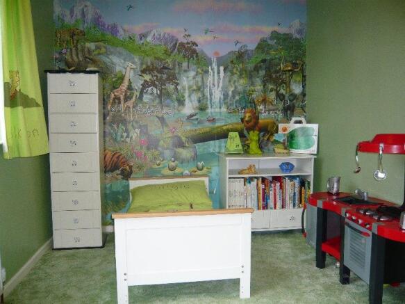 Photo 8