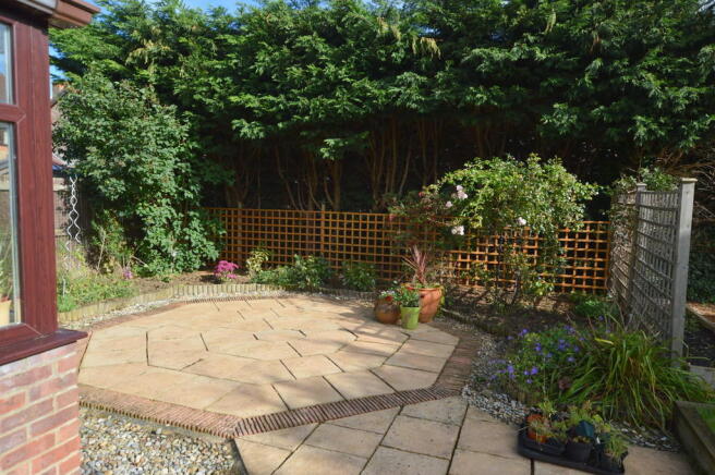 Photo 10