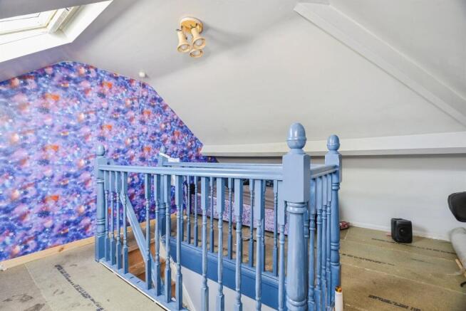2 bed Semi-Detached for sale Image 11