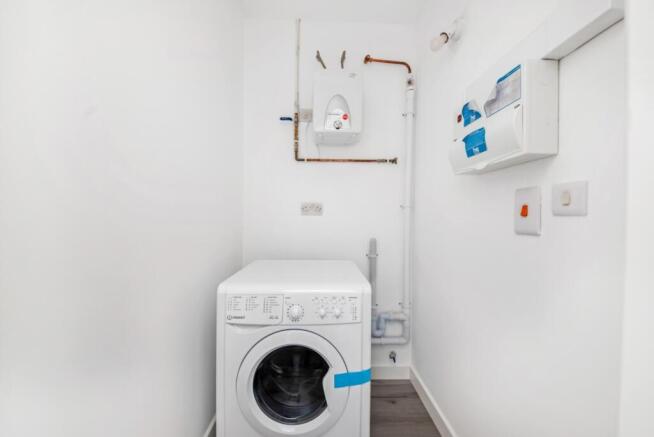 1 bed Flat to rent Image 7