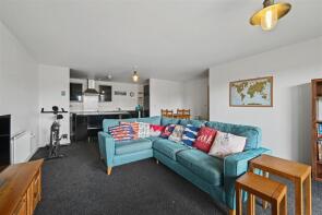 Flat 105, 1 Ernest Websdale House, Harlequin Close, Barking IG11 0FX