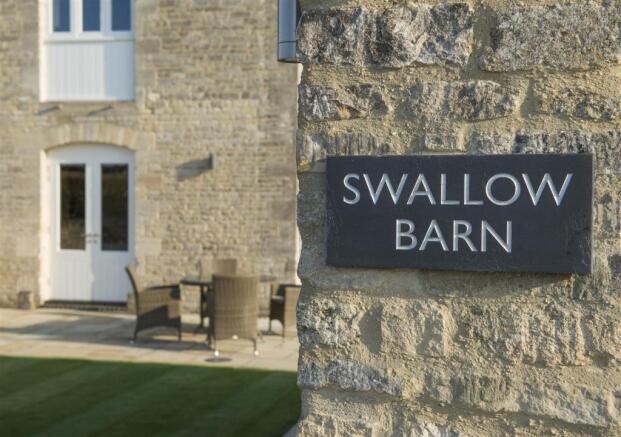 Swallow Barn-006.jpg