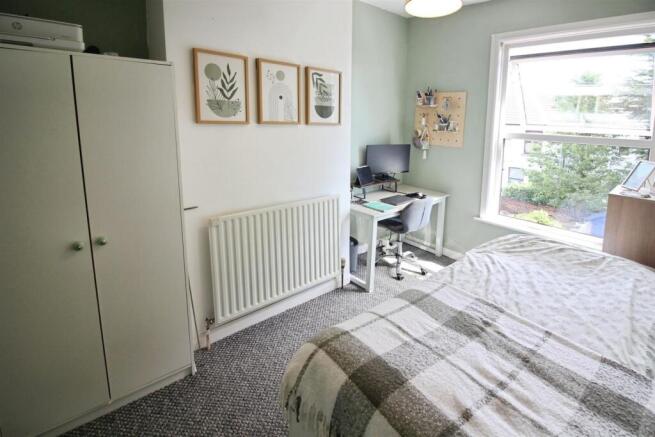 2 bed Terraced for sale Image 9