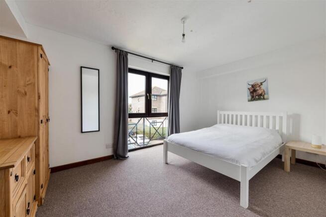 Verbena Close, E16