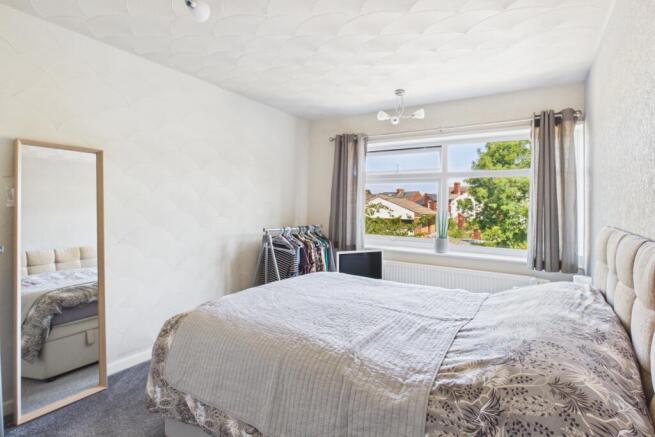 3 bed Detached for sale Image 8