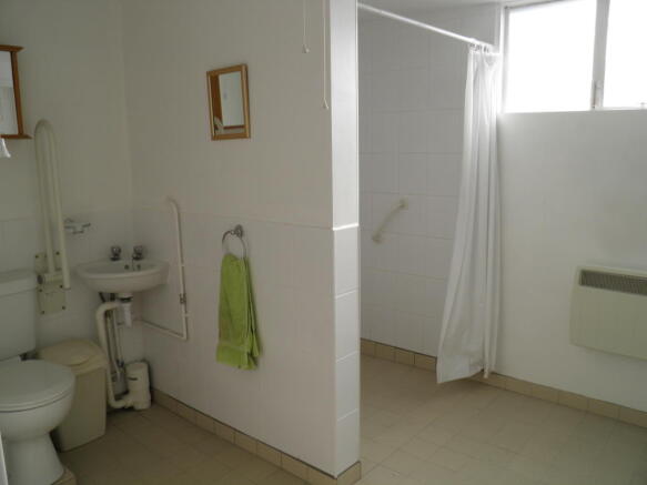 Cloak room/wet room