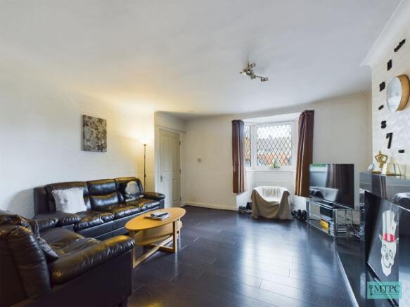 1 bed House Share to rent Image 7
