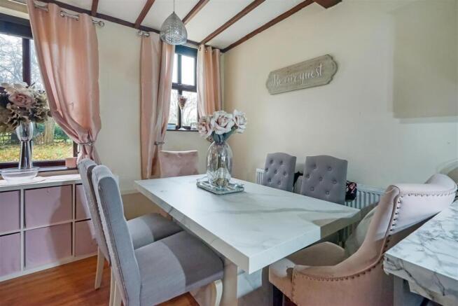 3 bed Barn Conversion for sale Image 10