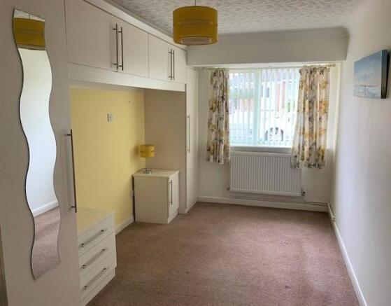 2nd Bedroom
