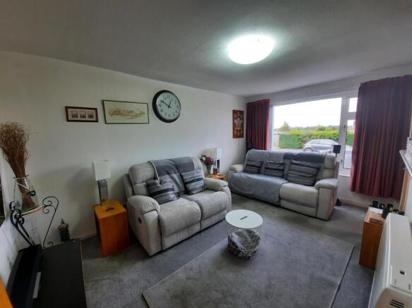 Sitting Room 2.jpg