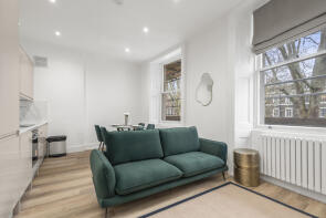 200, Sussex Gardens, London W2 3UA