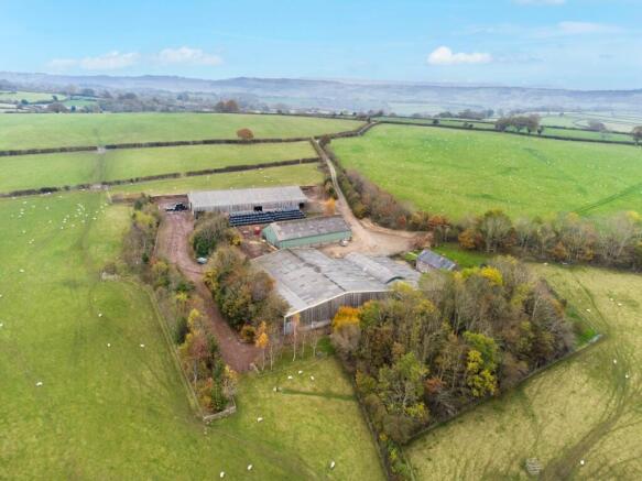 Cefn-Ceist Buildings