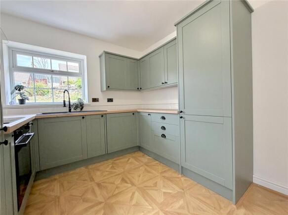 3 bed Bungalow for sale Image 9